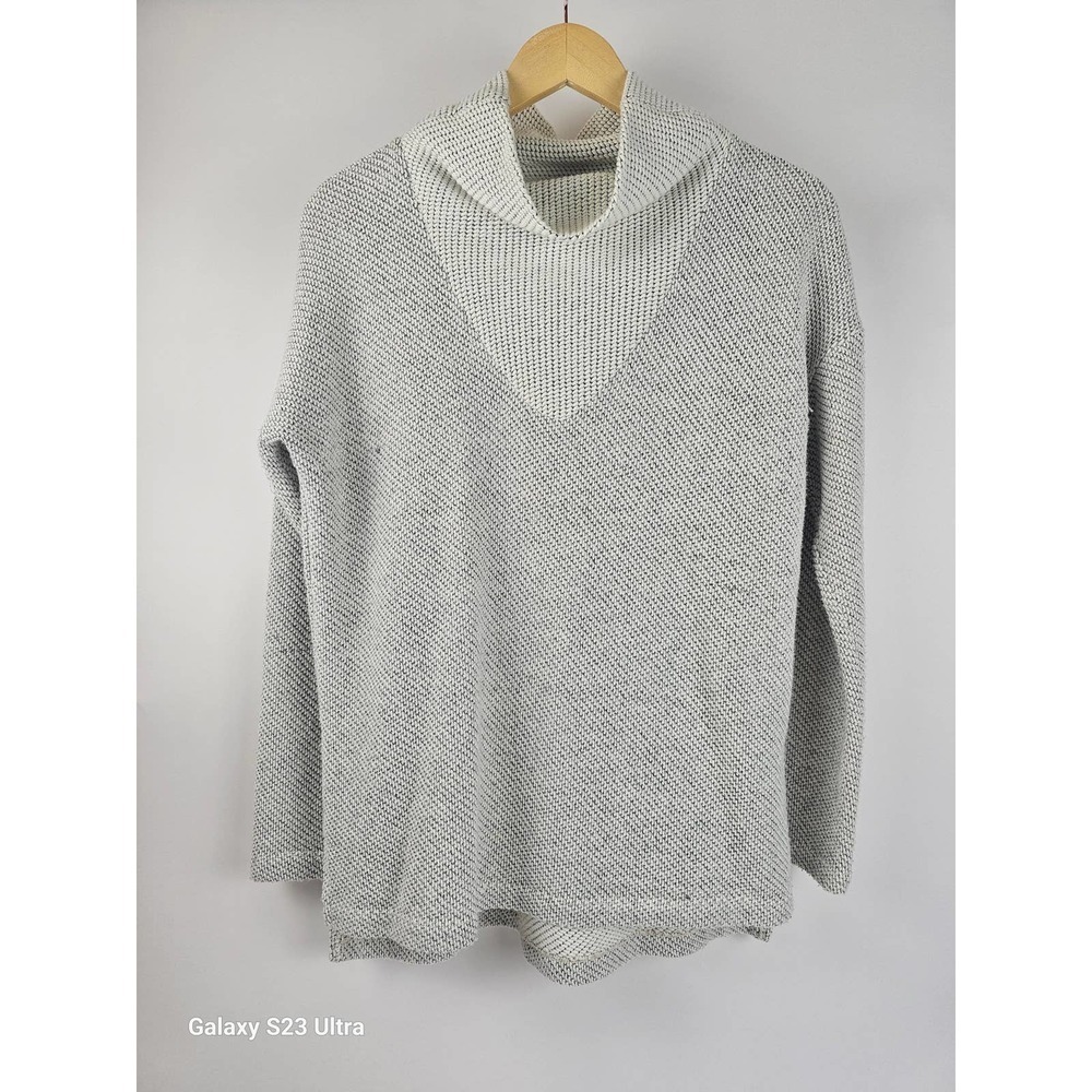 Women's szL, sanctuary sweater cream and beige mock neck